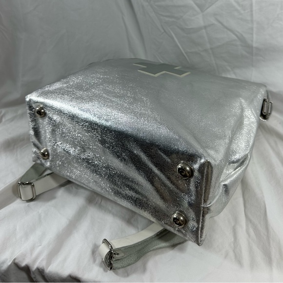 HTF Genuine The Prepster Emergency Backpack fireproof silver metallic - Picture 14 of 16